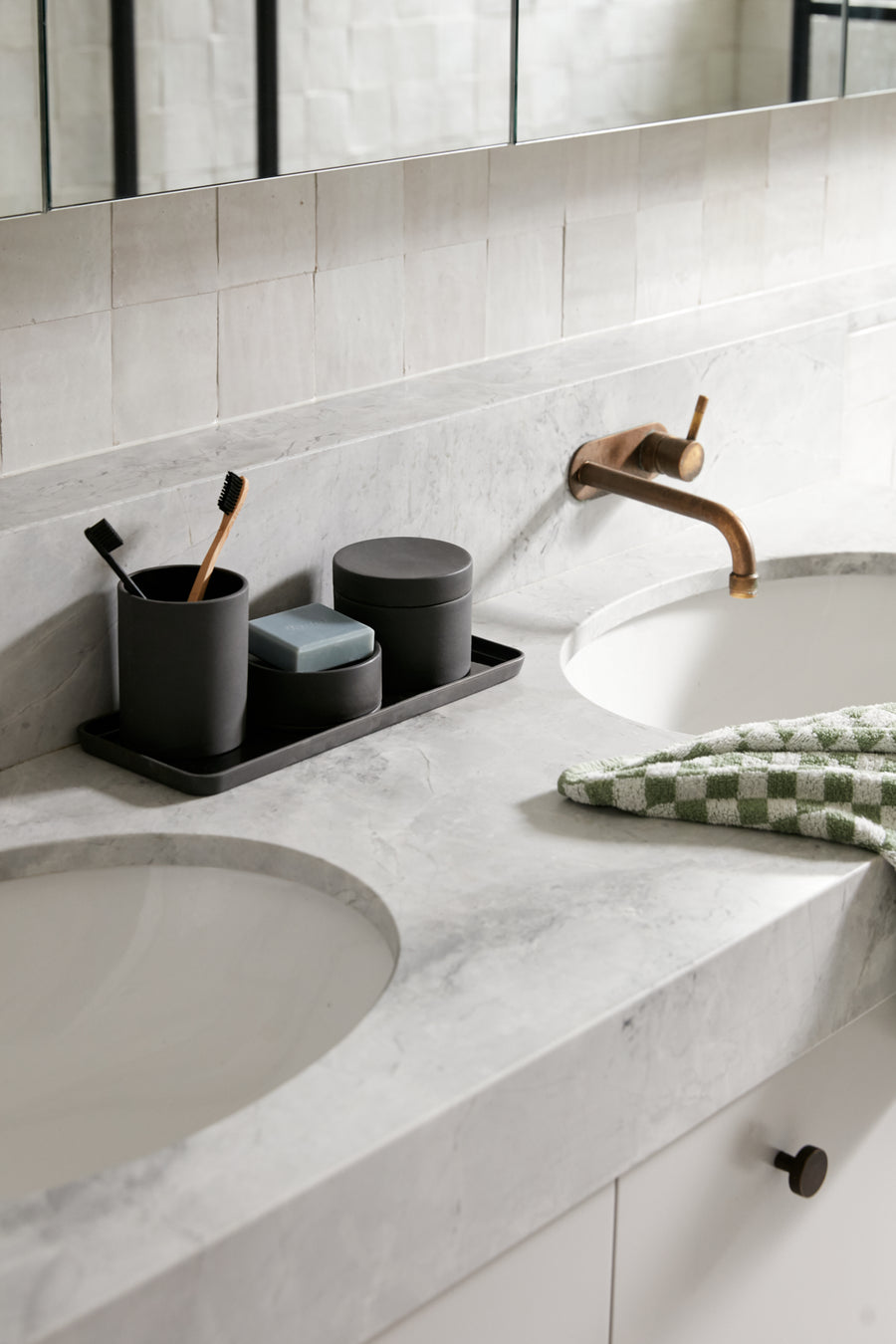Sabbia tray – Black